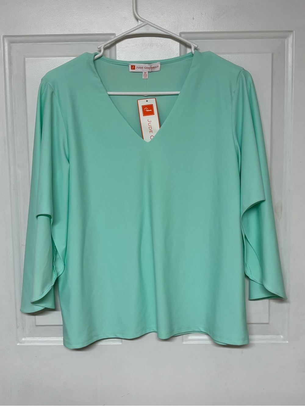 Jude Connally NWT XS Mint Green V-Neck Ruffle Bell Sleeve Top